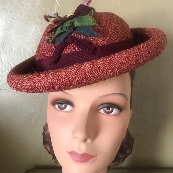 DELIGHTFUL1930S\' SALMON COLORED STRAW HAT WITH MULTI COLORED GROSGRAIN BOWS main image 7